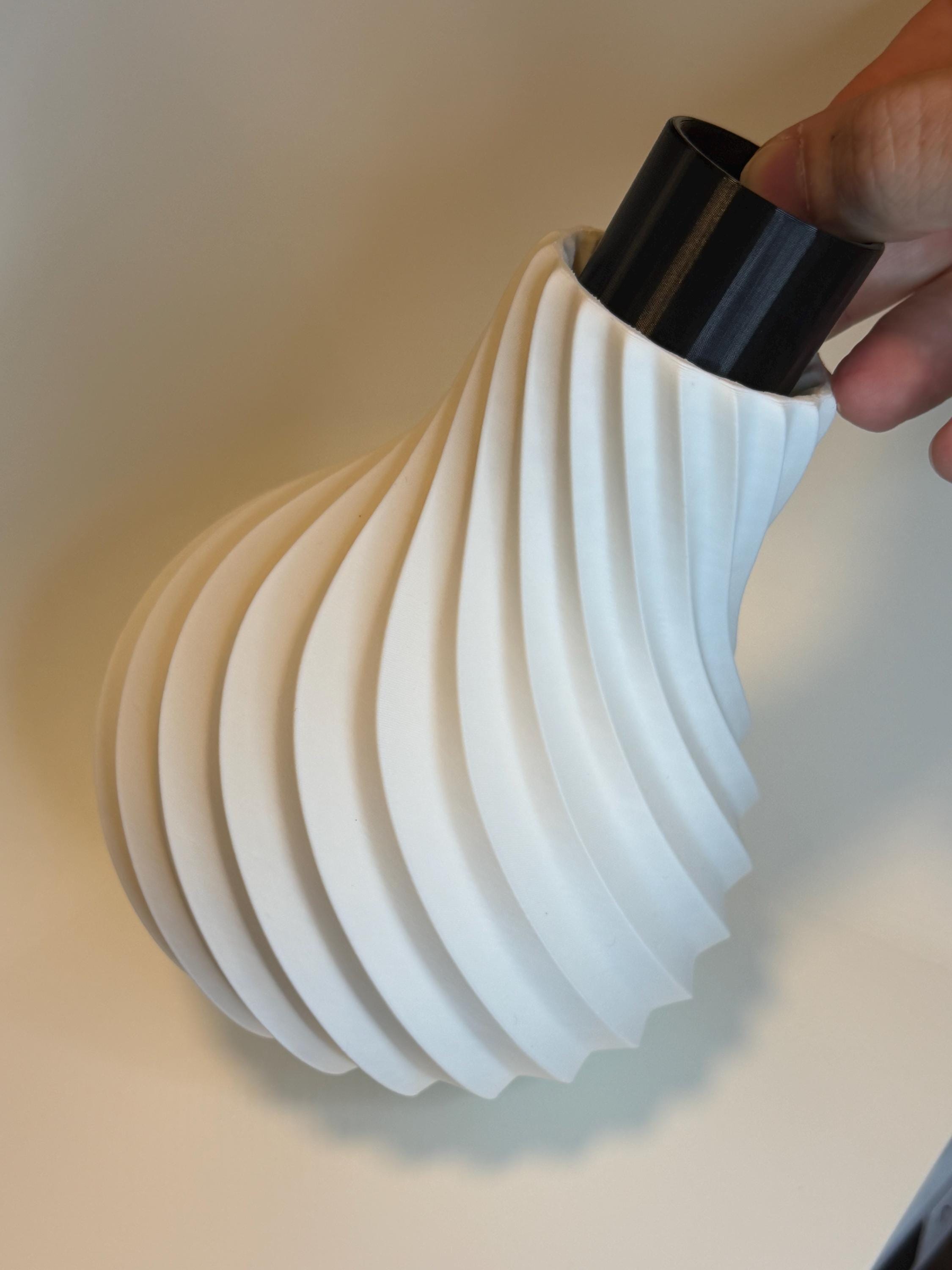 Spiral Sculptural Japandi Vase – photo 13